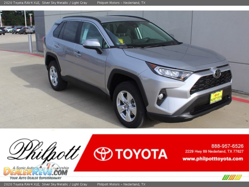 2020 Toyota RAV4 XLE Silver Sky Metallic / Light Gray Photo #1