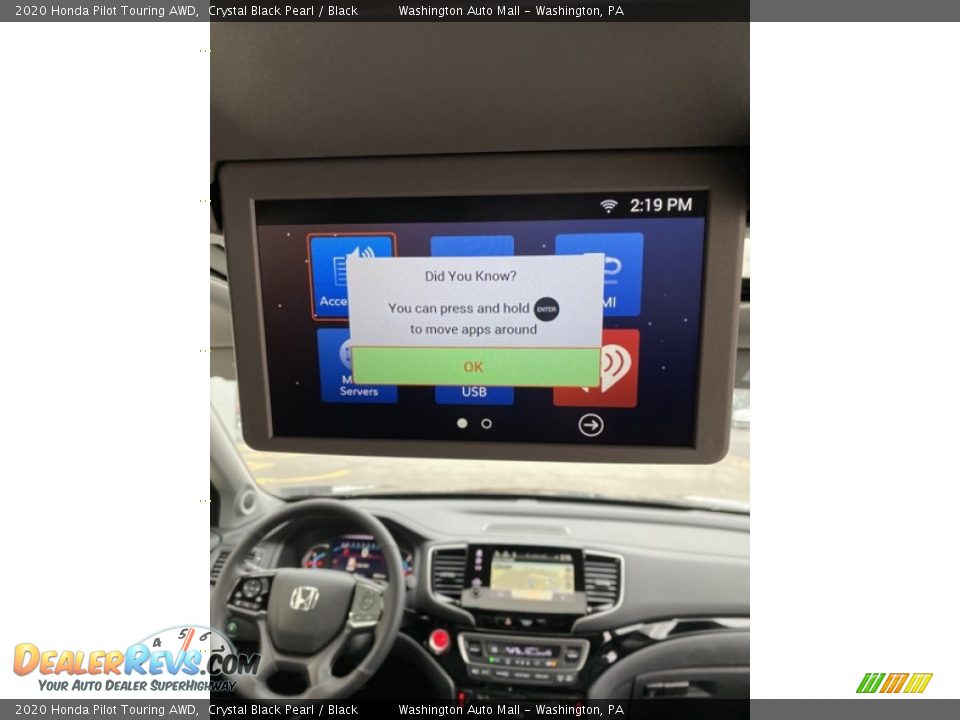 2020 Honda Pilot Touring AWD Crystal Black Pearl / Black Photo #32