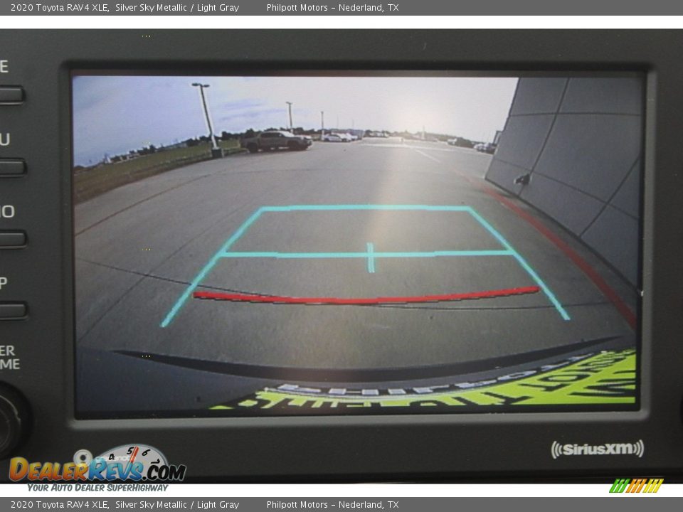 2020 Toyota RAV4 XLE Silver Sky Metallic / Light Gray Photo #19