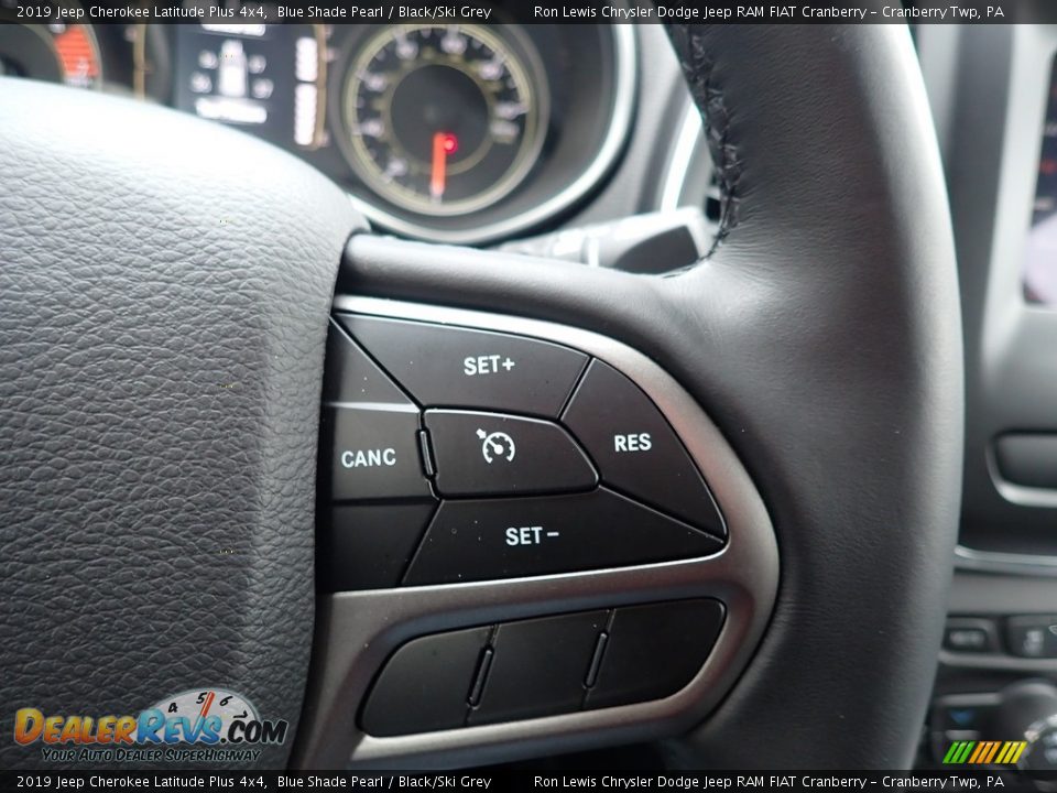 2019 Jeep Cherokee Latitude Plus 4x4 Blue Shade Pearl / Black/Ski Grey Photo #18