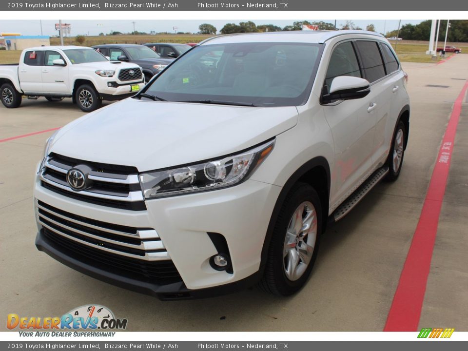 2019 Toyota Highlander Limited Blizzard Pearl White / Ash Photo #4