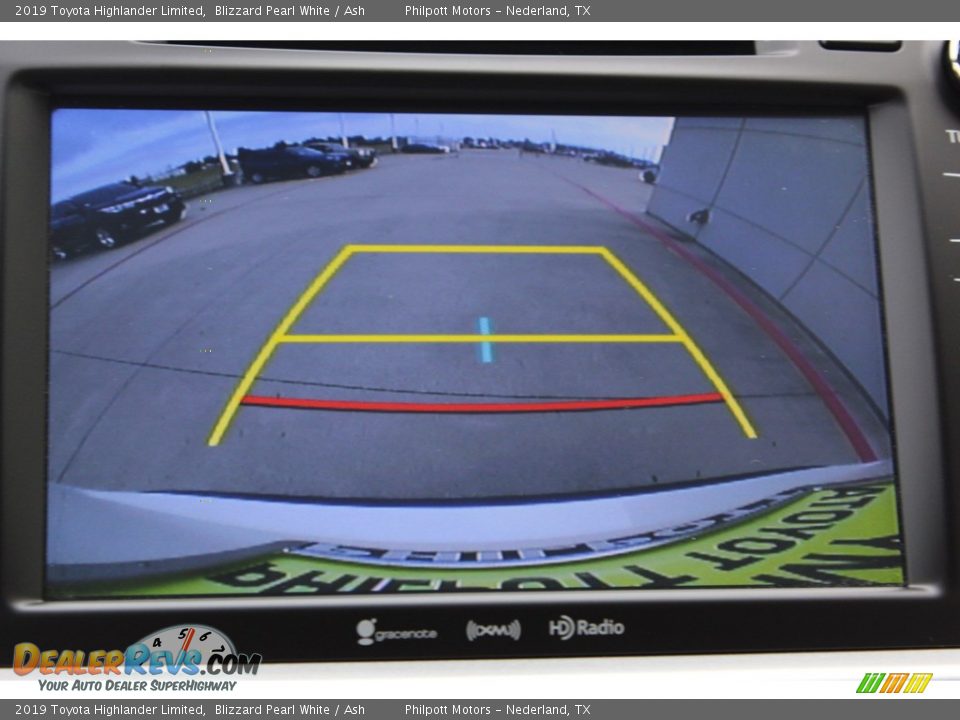 2019 Toyota Highlander Limited Blizzard Pearl White / Ash Photo #19