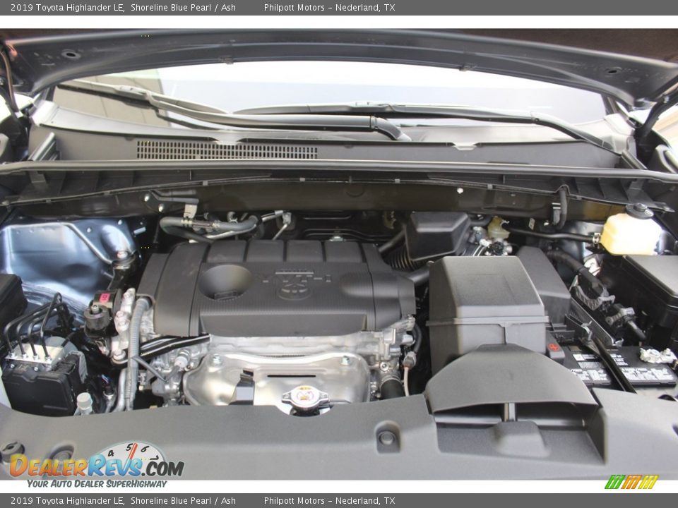 2019 Toyota Highlander LE Shoreline Blue Pearl / Ash Photo #24