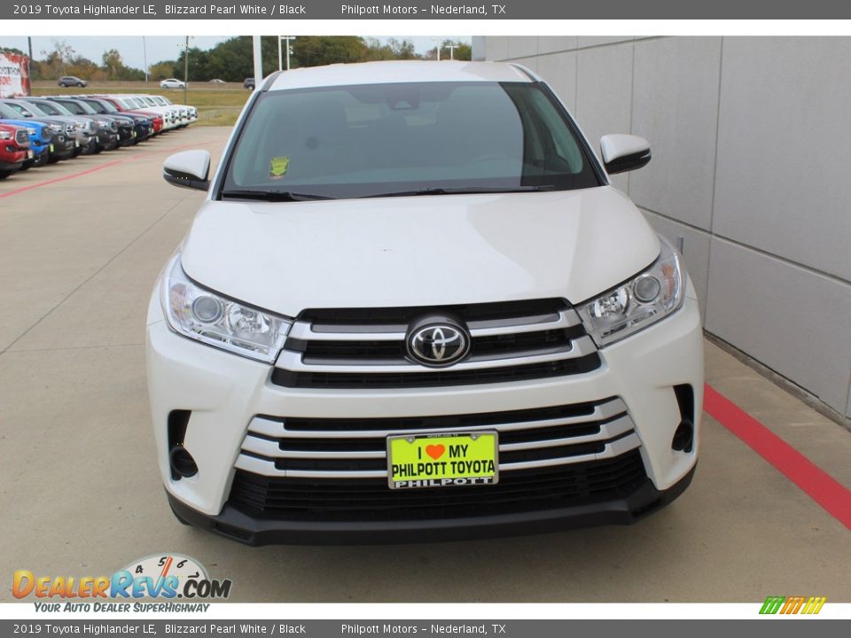 2019 Toyota Highlander LE Blizzard Pearl White / Black Photo #3