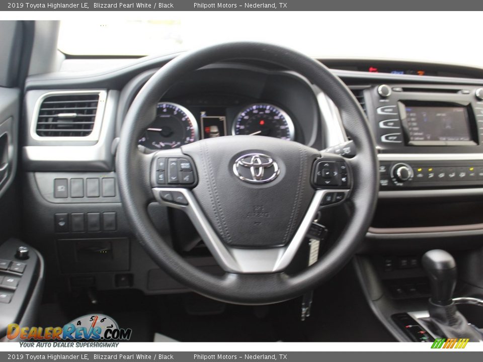 2019 Toyota Highlander LE Blizzard Pearl White / Black Photo #21