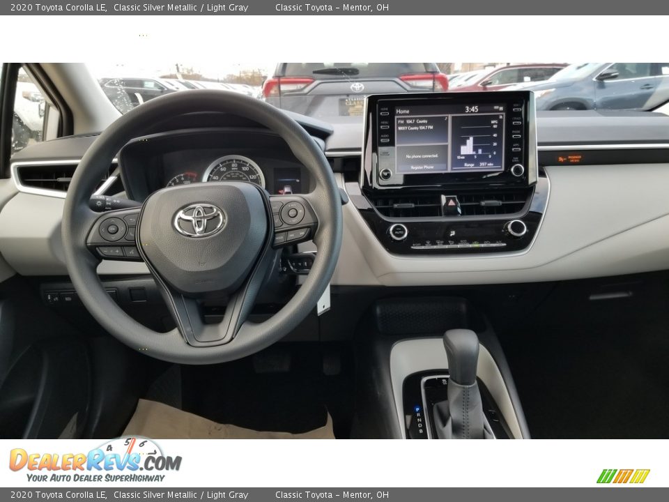 2020 Toyota Corolla LE Classic Silver Metallic / Light Gray Photo #4