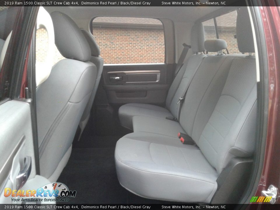2019 Ram 1500 Classic SLT Crew Cab 4x4 Delmonico Red Pearl / Black/Diesel Gray Photo #11