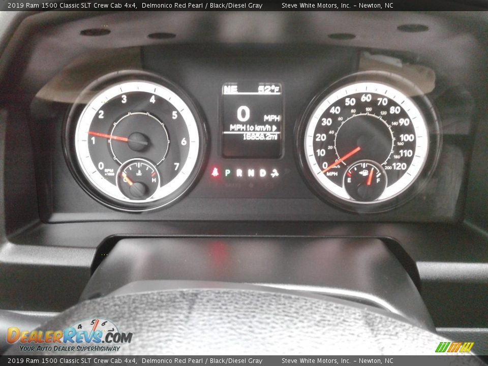 2019 Ram 1500 Classic SLT Crew Cab 4x4 Delmonico Red Pearl / Black/Diesel Gray Photo #17