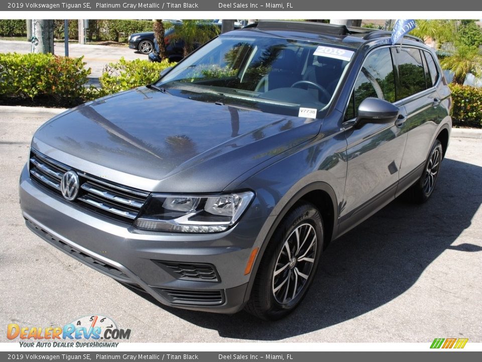 2019 Volkswagen Tiguan SE Platinum Gray Metallic / Titan Black Photo #4