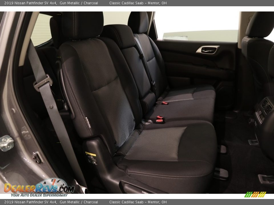 2019 Nissan Pathfinder SV 4x4 Gun Metallic / Charcoal Photo #24