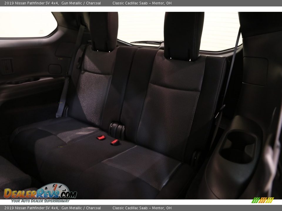 2019 Nissan Pathfinder SV 4x4 Gun Metallic / Charcoal Photo #26