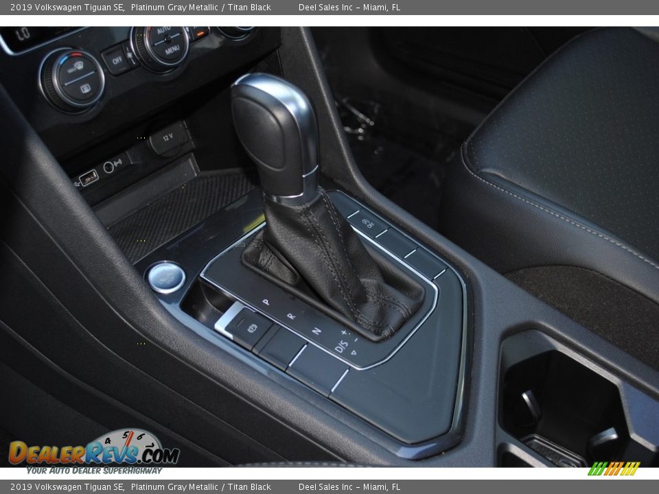 2019 Volkswagen Tiguan SE Platinum Gray Metallic / Titan Black Photo #14