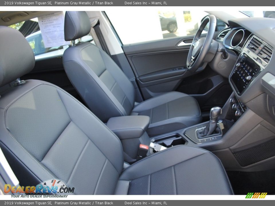 2019 Volkswagen Tiguan SE Platinum Gray Metallic / Titan Black Photo #18