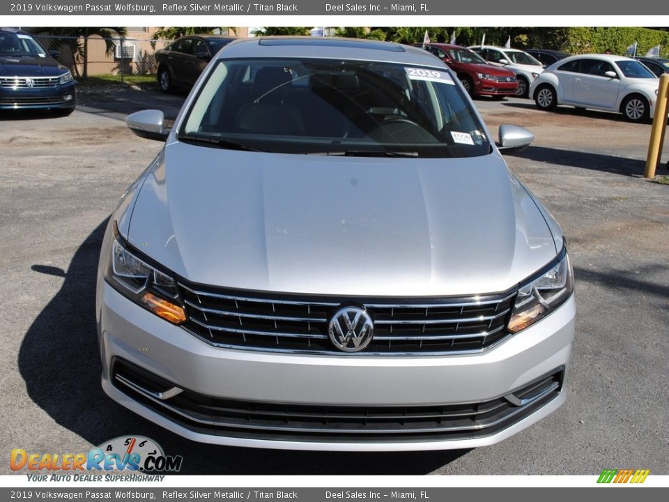 2019 Volkswagen Passat Wolfsburg Reflex Silver Metallic / Titan Black Photo #3