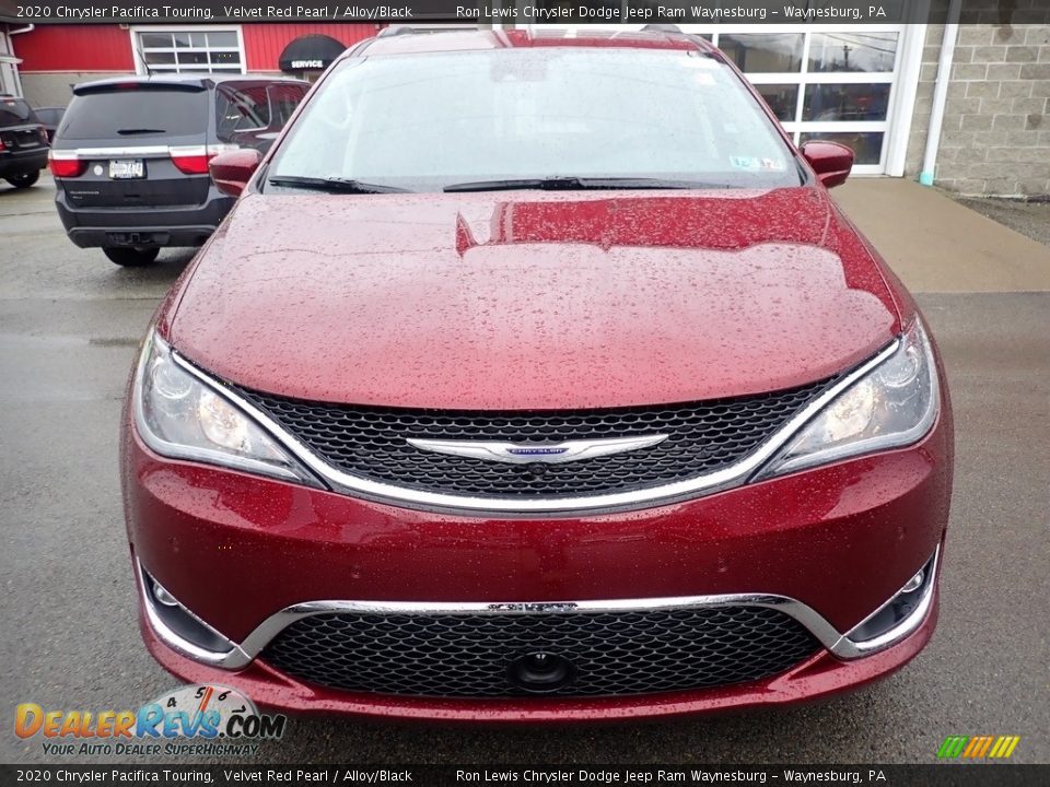 2020 Chrysler Pacifica Touring Velvet Red Pearl / Alloy/Black Photo #8