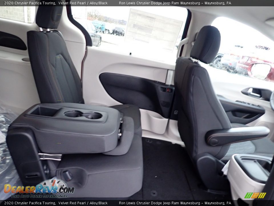 2020 Chrysler Pacifica Touring Velvet Red Pearl / Alloy/Black Photo #11