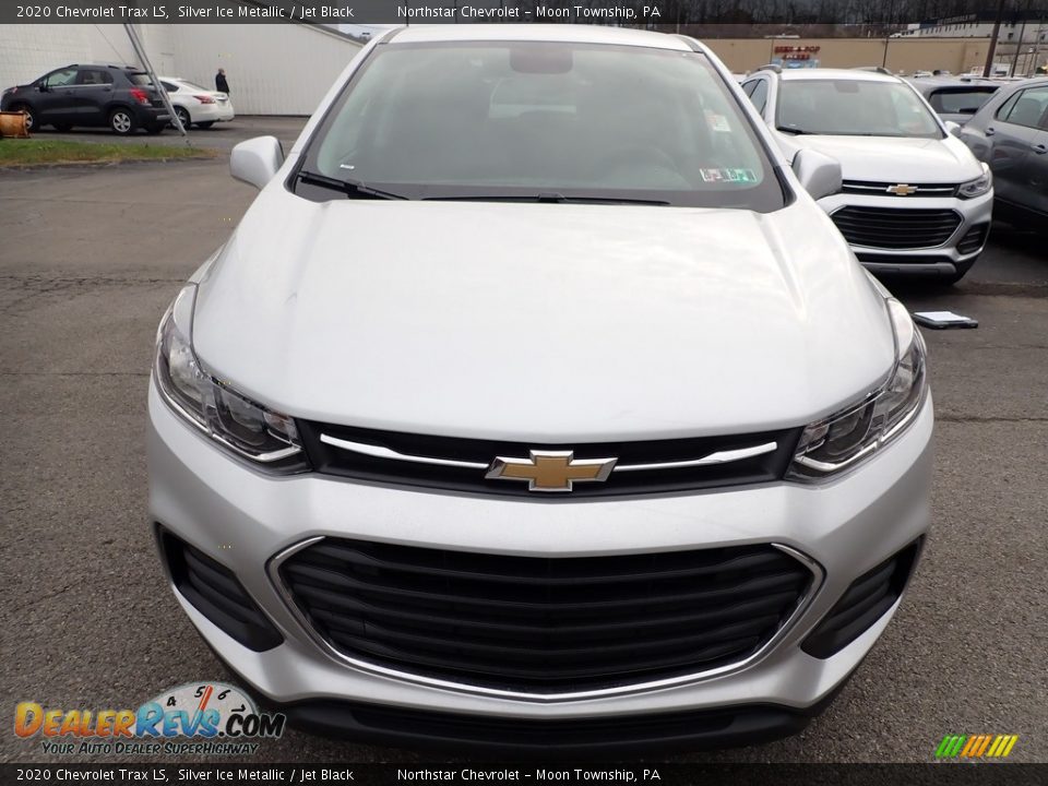 2020 Chevrolet Trax LS Silver Ice Metallic / Jet Black Photo #8