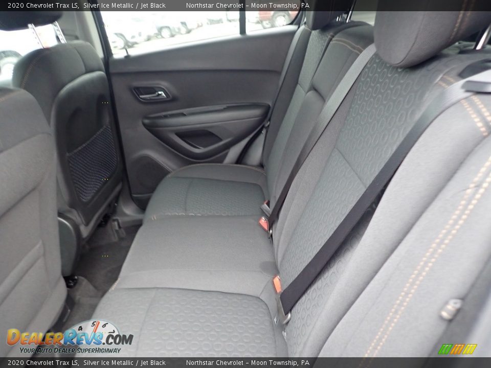 2020 Chevrolet Trax LS Silver Ice Metallic / Jet Black Photo #12
