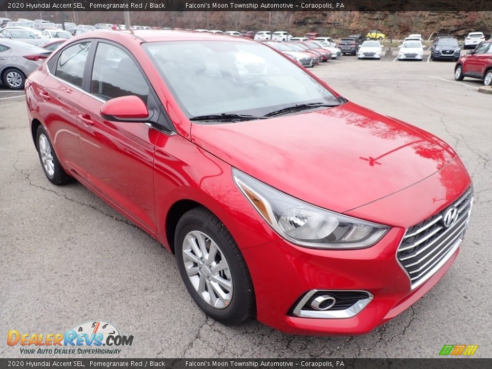 Front 3/4 View of 2020 Hyundai Accent SEL Photo #3