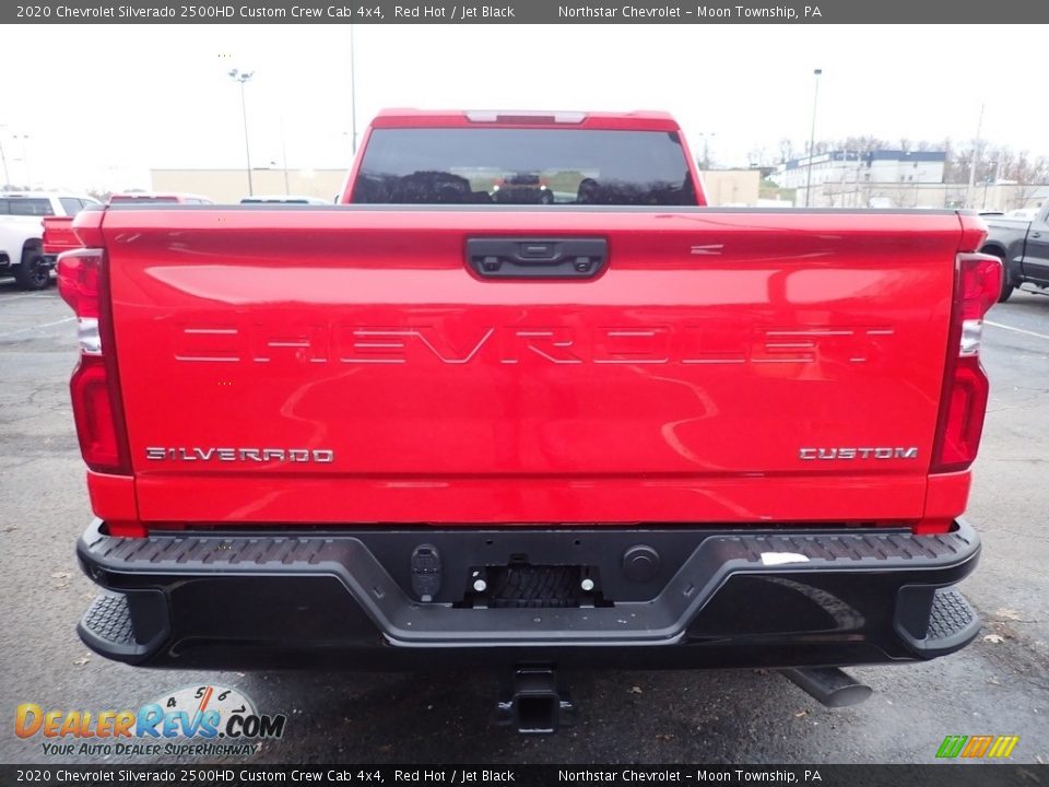 2020 Chevrolet Silverado 2500HD Custom Crew Cab 4x4 Red Hot / Jet Black Photo #4