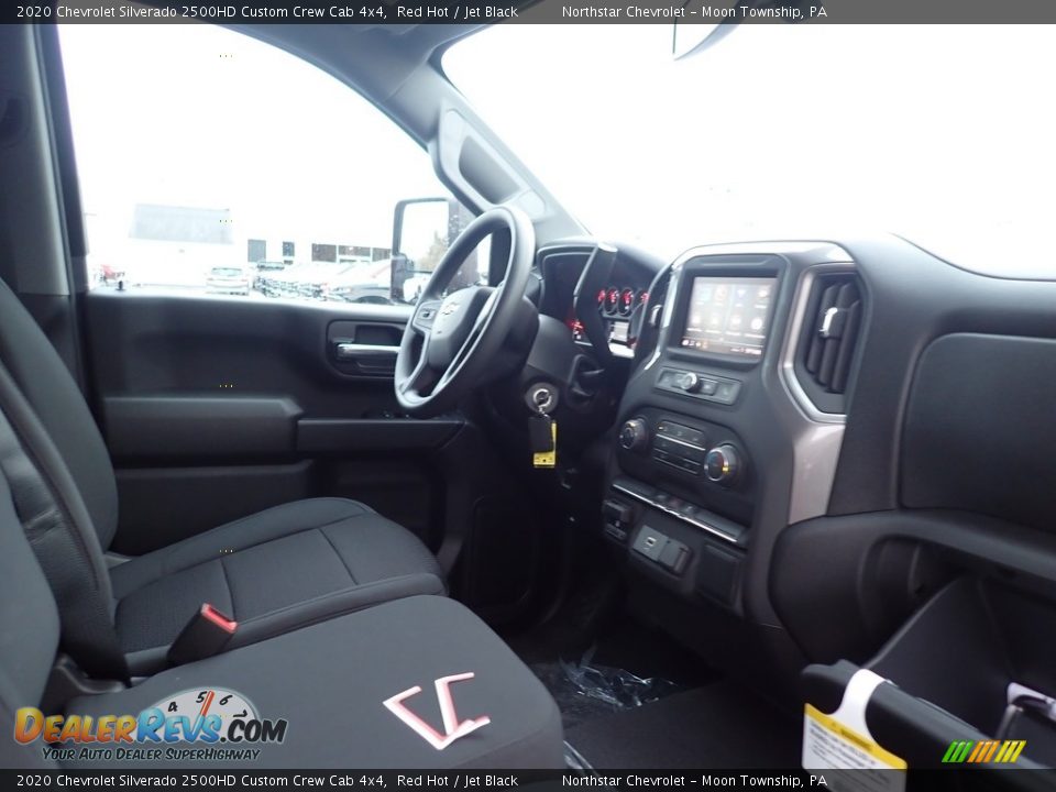 2020 Chevrolet Silverado 2500HD Custom Crew Cab 4x4 Red Hot / Jet Black Photo #10