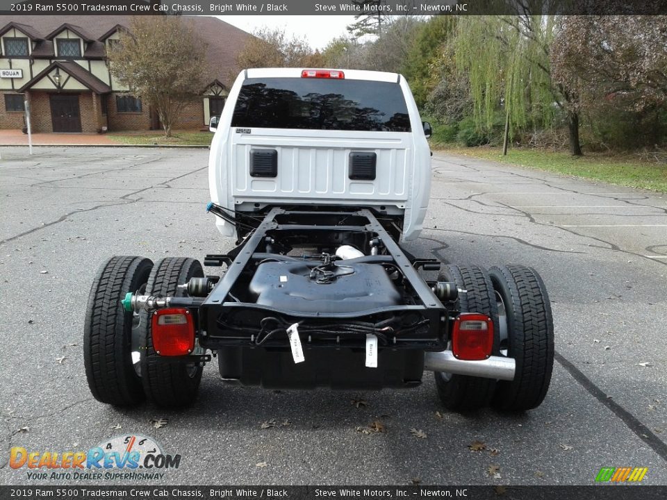 2019 Ram 5500 Tradesman Crew Cab Chassis Bright White / Black Photo #12