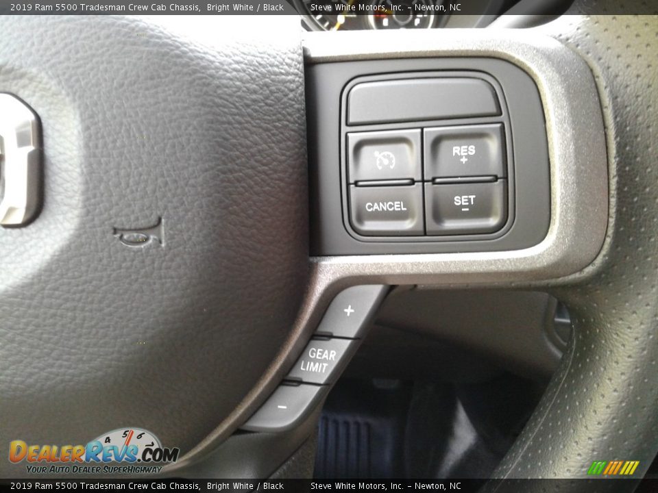 2019 Ram 5500 Tradesman Crew Cab Chassis Bright White / Black Photo #16