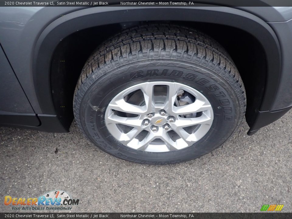 2020 Chevrolet Traverse LS Wheel Photo #8