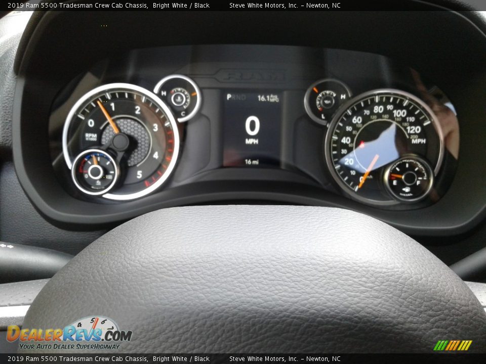 2019 Ram 5500 Tradesman Crew Cab Chassis Bright White / Black Photo #17