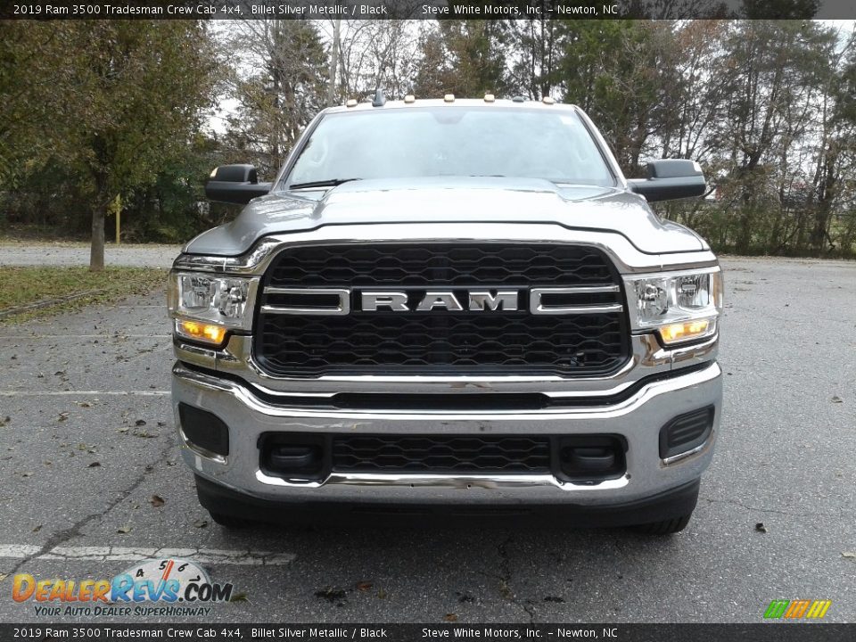 2019 Ram 3500 Tradesman Crew Cab 4x4 Billet Silver Metallic / Black Photo #3