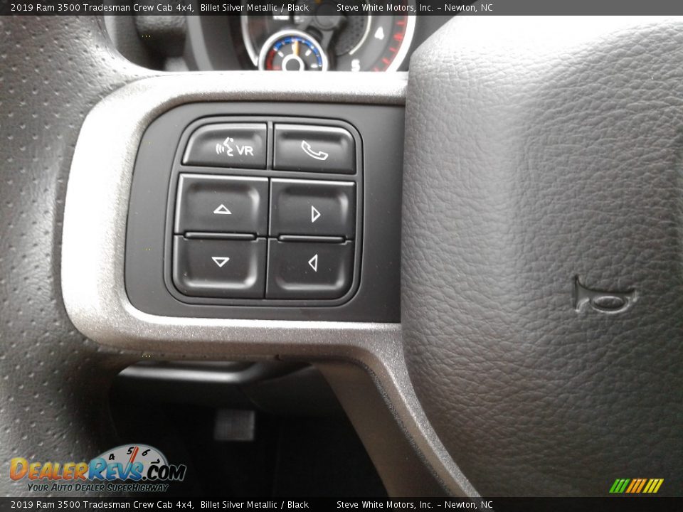 2019 Ram 3500 Tradesman Crew Cab 4x4 Steering Wheel Photo #16