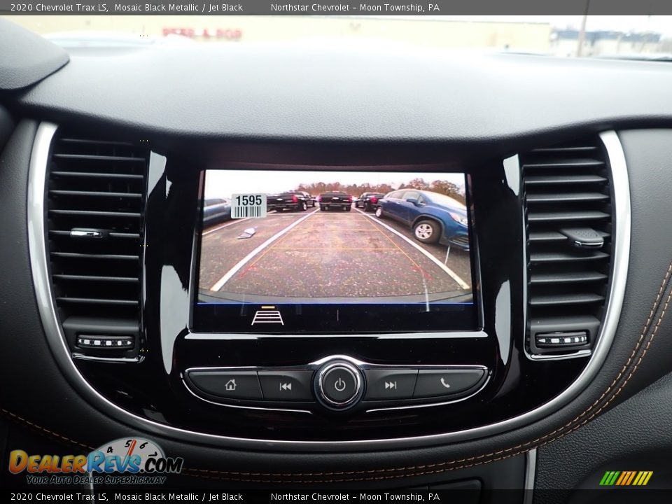 2020 Chevrolet Trax LS Mosaic Black Metallic / Jet Black Photo #17