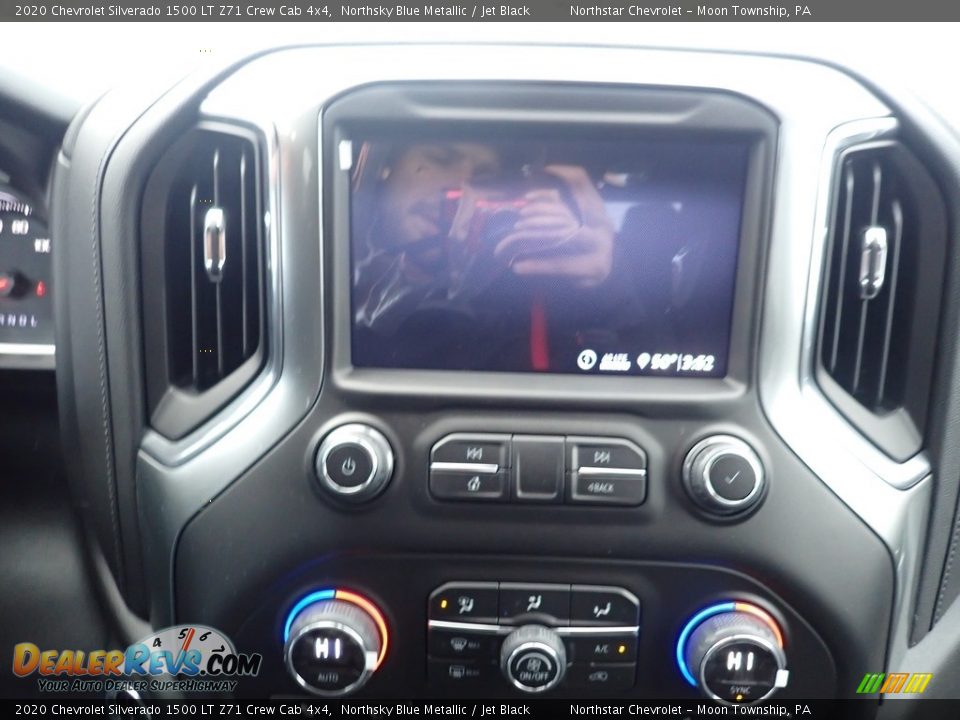 2020 Chevrolet Silverado 1500 LT Z71 Crew Cab 4x4 Northsky Blue Metallic / Jet Black Photo #17