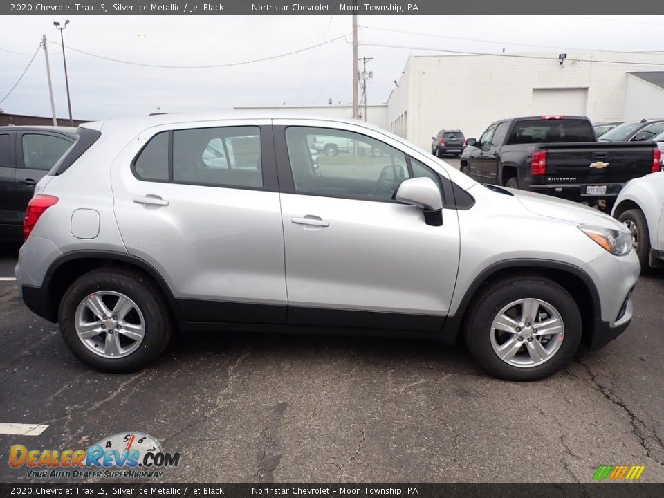 2020 Chevrolet Trax LS Silver Ice Metallic / Jet Black Photo #6
