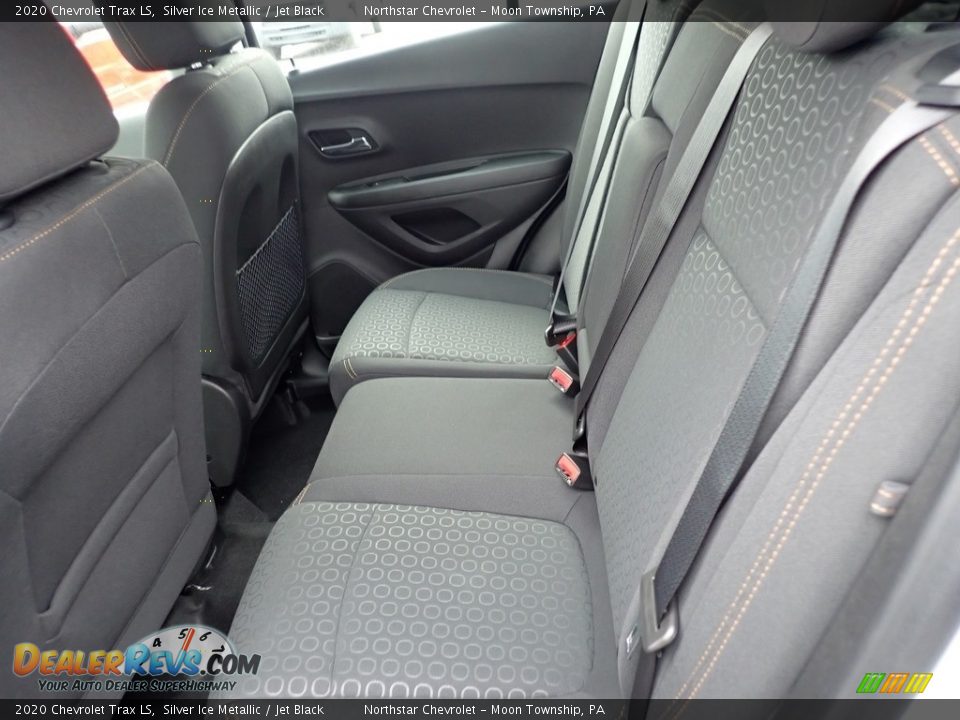 2020 Chevrolet Trax LS Silver Ice Metallic / Jet Black Photo #11