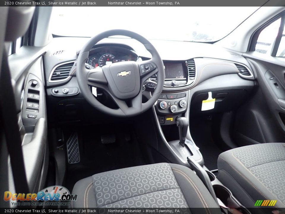2020 Chevrolet Trax LS Silver Ice Metallic / Jet Black Photo #12