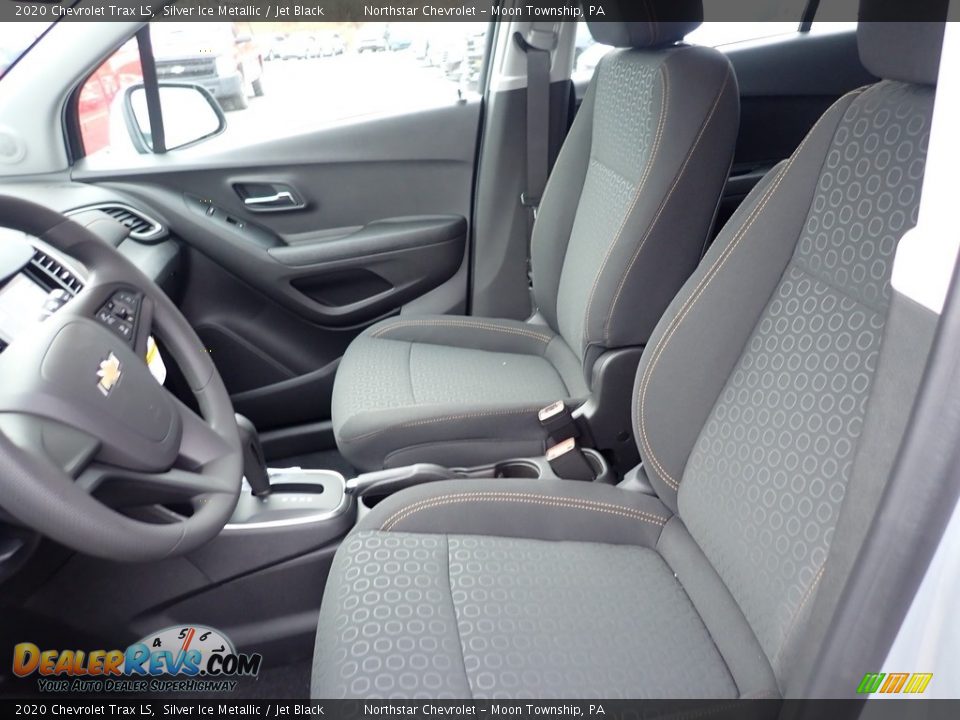 2020 Chevrolet Trax LS Silver Ice Metallic / Jet Black Photo #14