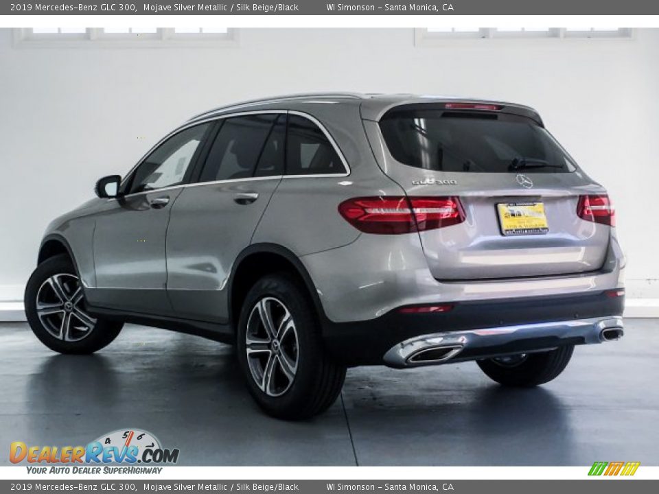 2019 Mercedes-Benz GLC 300 Mojave Silver Metallic / Silk Beige/Black Photo #2