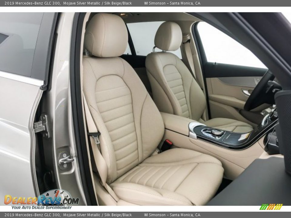 2019 Mercedes-Benz GLC 300 Mojave Silver Metallic / Silk Beige/Black Photo #5