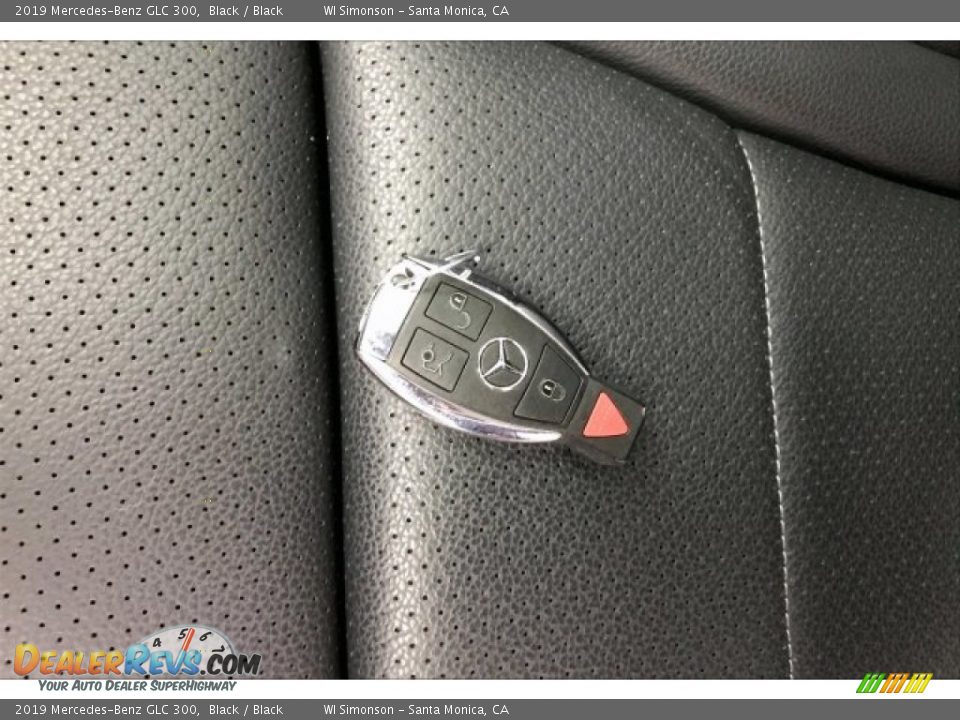 2019 Mercedes-Benz GLC 300 Black / Black Photo #11