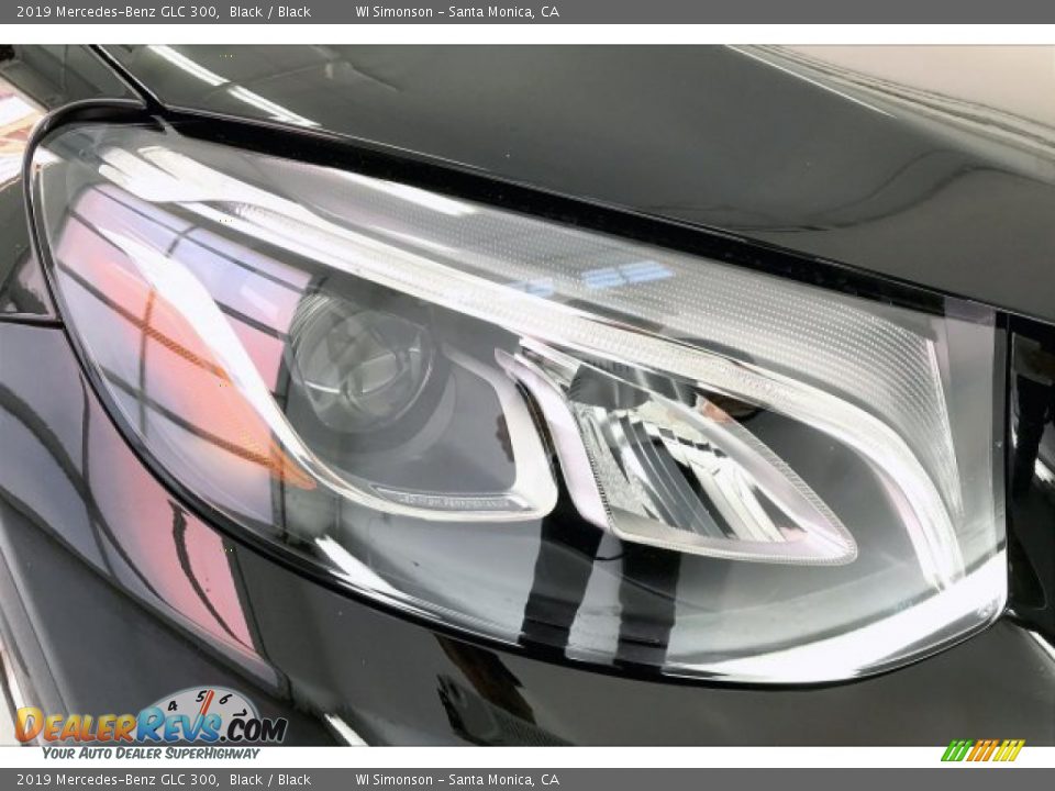 2019 Mercedes-Benz GLC 300 Black / Black Photo #32