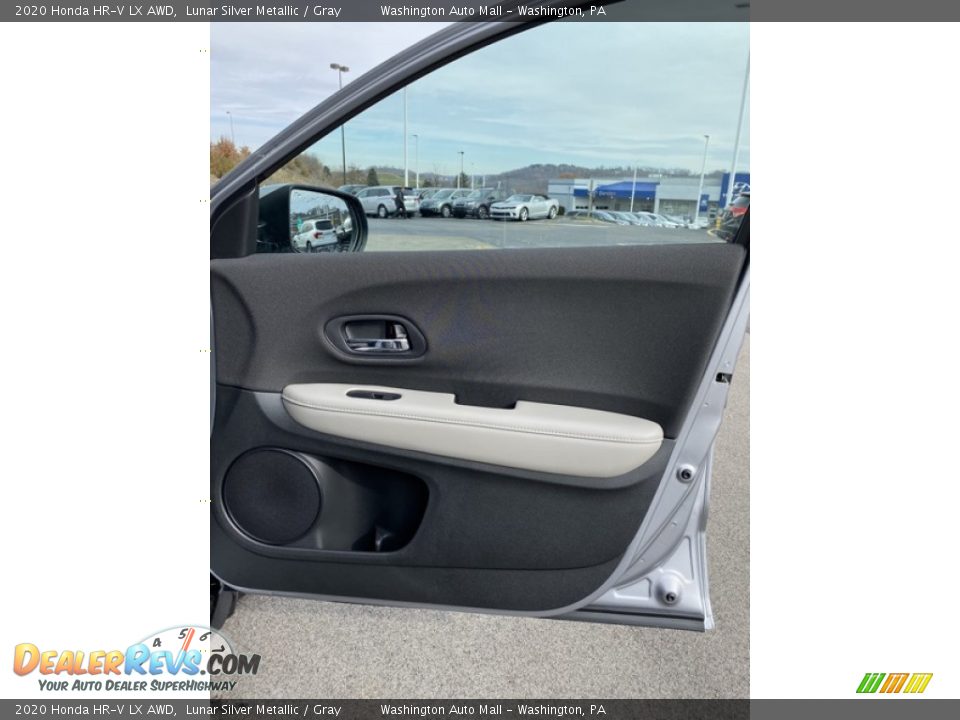 Door Panel of 2020 Honda HR-V LX AWD Photo #26