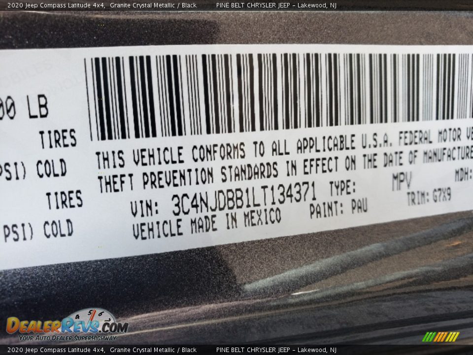 2020 Jeep Compass Latitude 4x4 Granite Crystal Metallic / Black Photo #9
