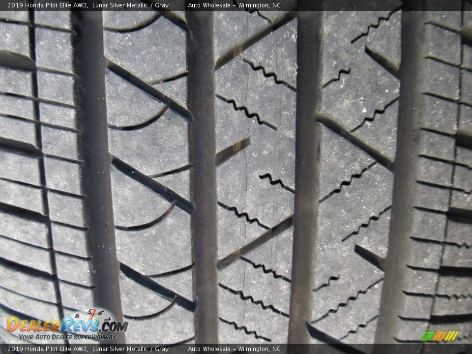2019 Honda Pilot Elite AWD Lunar Silver Metallic / Gray Photo #8