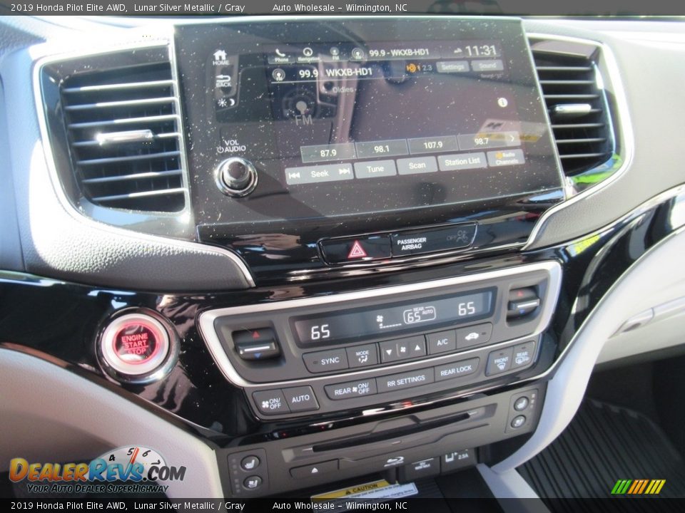2019 Honda Pilot Elite AWD Lunar Silver Metallic / Gray Photo #17
