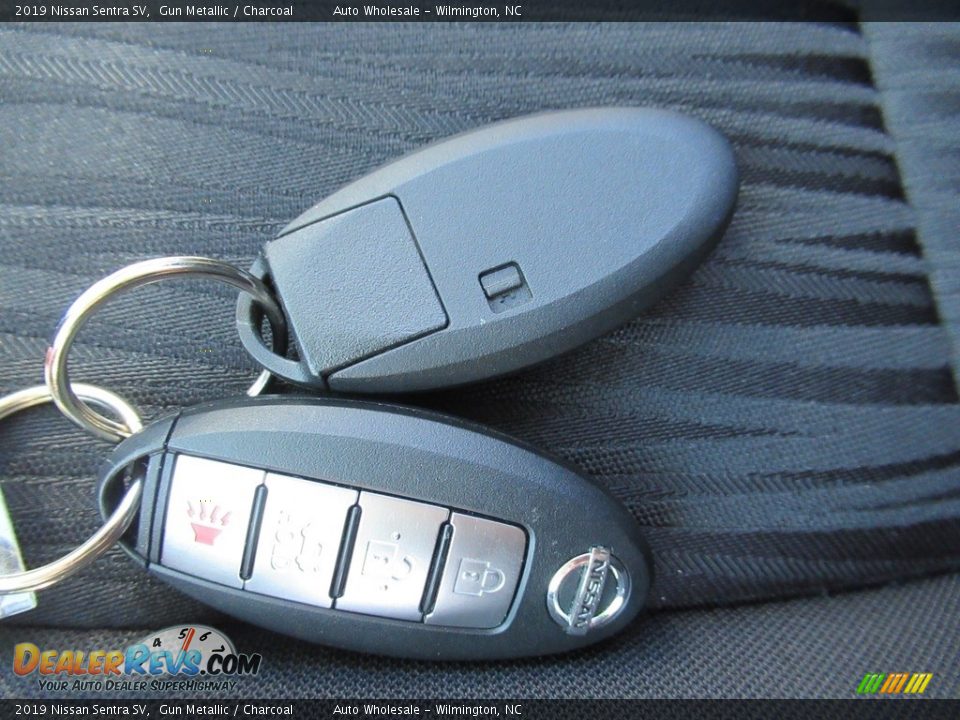 2019 Nissan Sentra SV Gun Metallic / Charcoal Photo #20