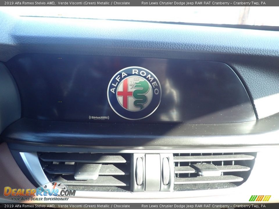 2019 Alfa Romeo Stelvio AWD Verde Visconti (Green) Metallic / Chocolate Photo #14
