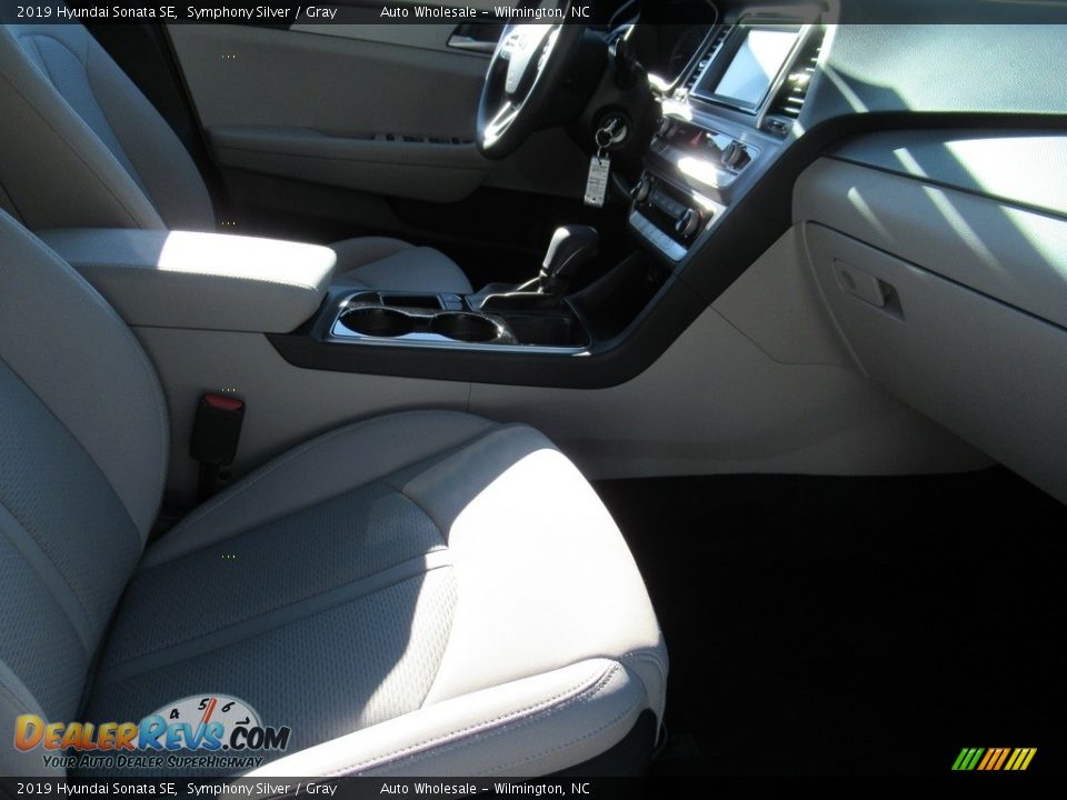 2019 Hyundai Sonata SE Symphony Silver / Gray Photo #13