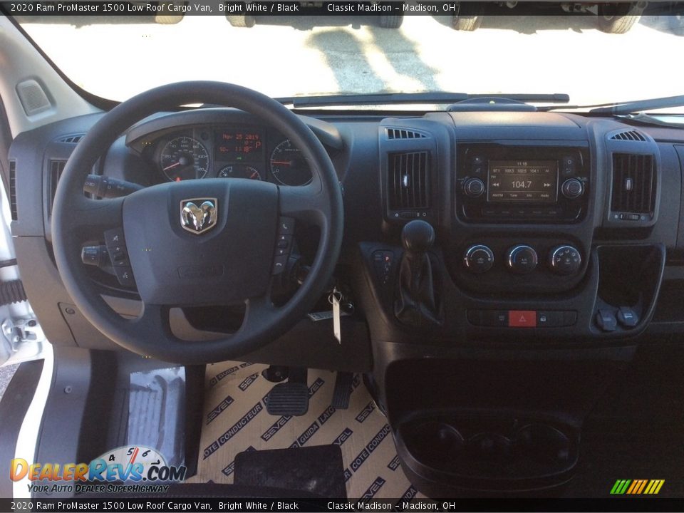 2020 Ram ProMaster 1500 Low Roof Cargo Van Bright White / Black Photo #3