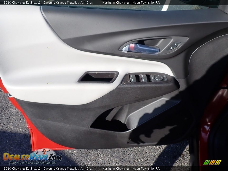 Door Panel of 2020 Chevrolet Equinox LS Photo #14